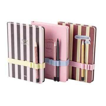 CUADERNO 14X21 80HJ LISAS C/BANDA ELASTICA P/LAPICES SKETCH BOOK 203537 FW