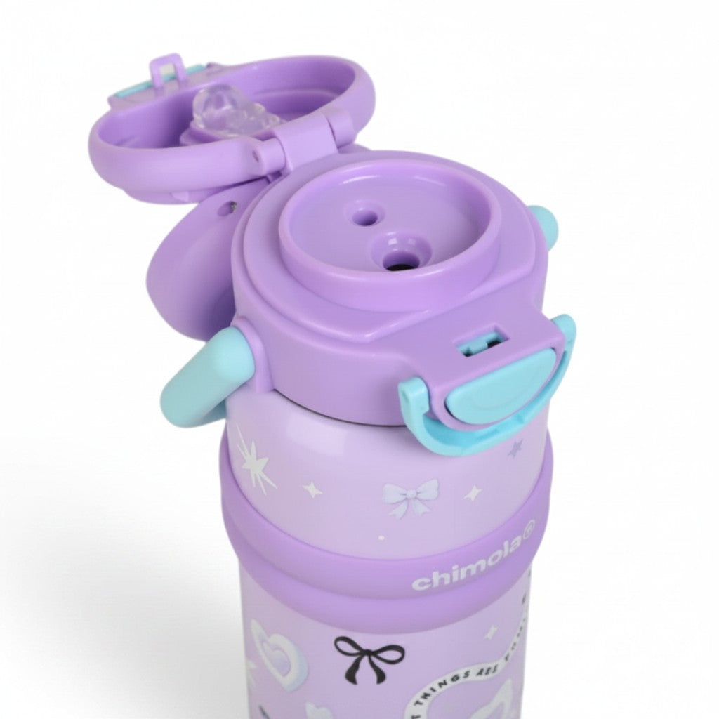 Botella térmica WISHFUL de 550ml en color lila con tapa abatible, boquilla y detalles decorativos de lazos