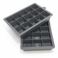 Dos cubeteras de silicona gris WISHFUL de 15 espacios para hielos, diseño rectangular flexible y duradero.