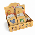 Expositor de WISHFUL con paquetes de masa ultra liviana Air Dry Clay para modelar figuras de animales coloridas
