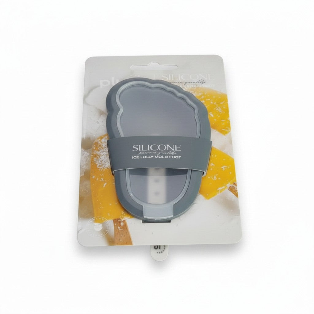 Molde de silicona WISHFUL con forma de pie para helados, color gris, en su empaque original de venta.